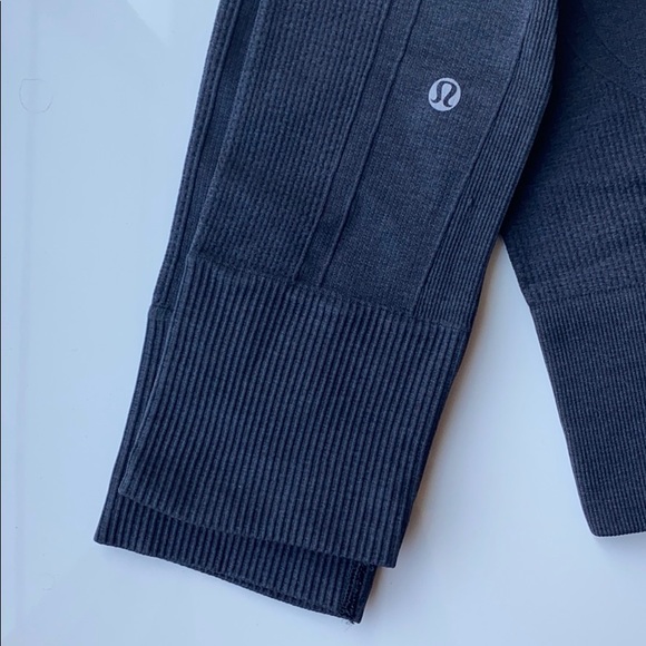 Lululemon leggings - Picture 2 of 5